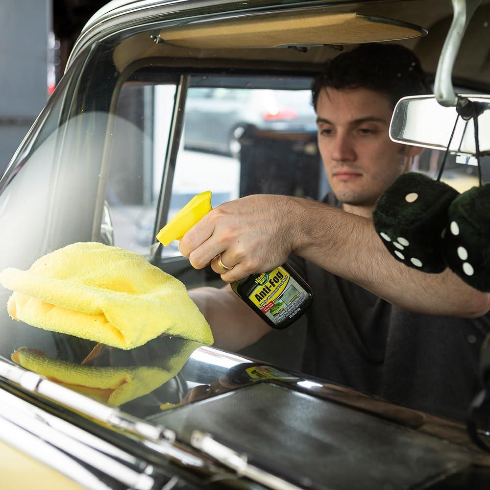 imageInvisible Glass 92472 AntiFog Interior Windshield Treatment Car Glass Defogger Cleaning Spray Prevents Windshield Fogging To Improve Driving Visibility No Streaks or Haze 8 Fl Oz Pack of 18 Fl Oz Pack of 1